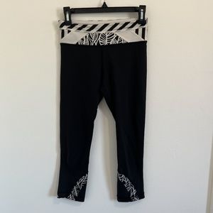 Lululemon Black & White Patterned Workout Pants